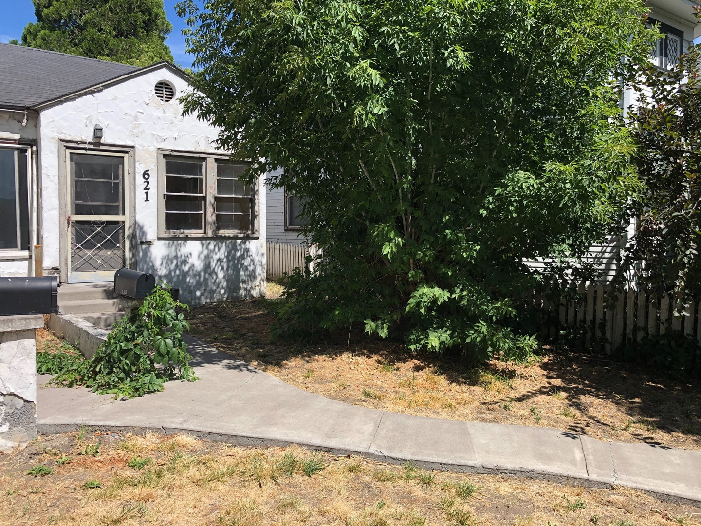 Klamath Falls House: 621 Crater Lake Park Way