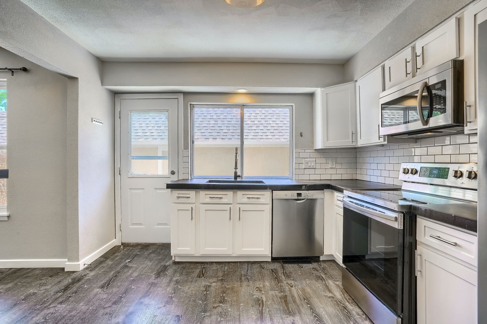 Aurora House: 13204 East Linvale Pl