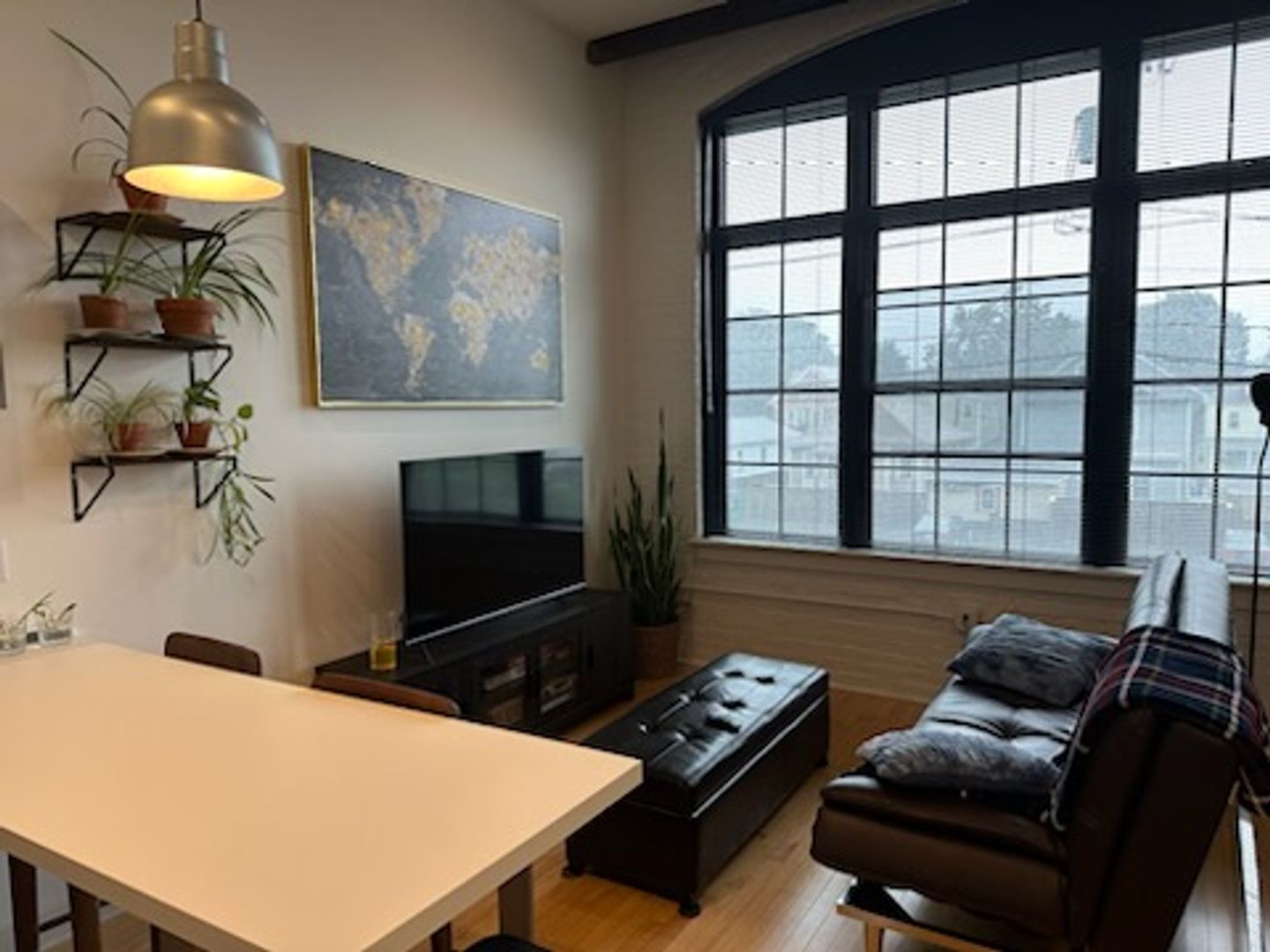 Providence Apartment: 55 Cromwell St