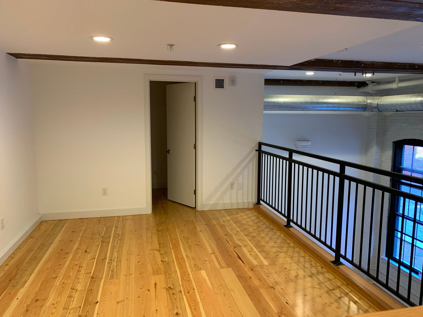 Providence Apartment: 50 Sprague Street