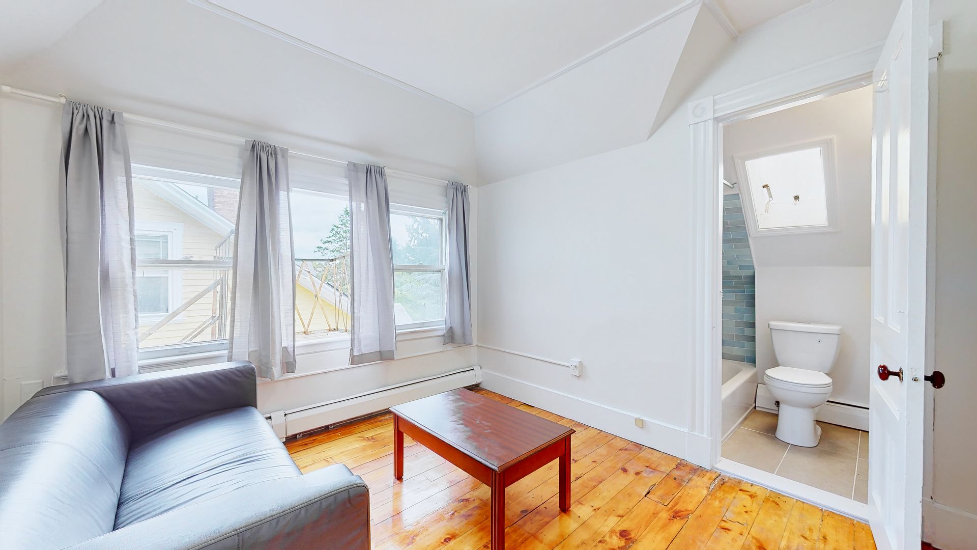 New Haven Apartment: 208 Canner Street