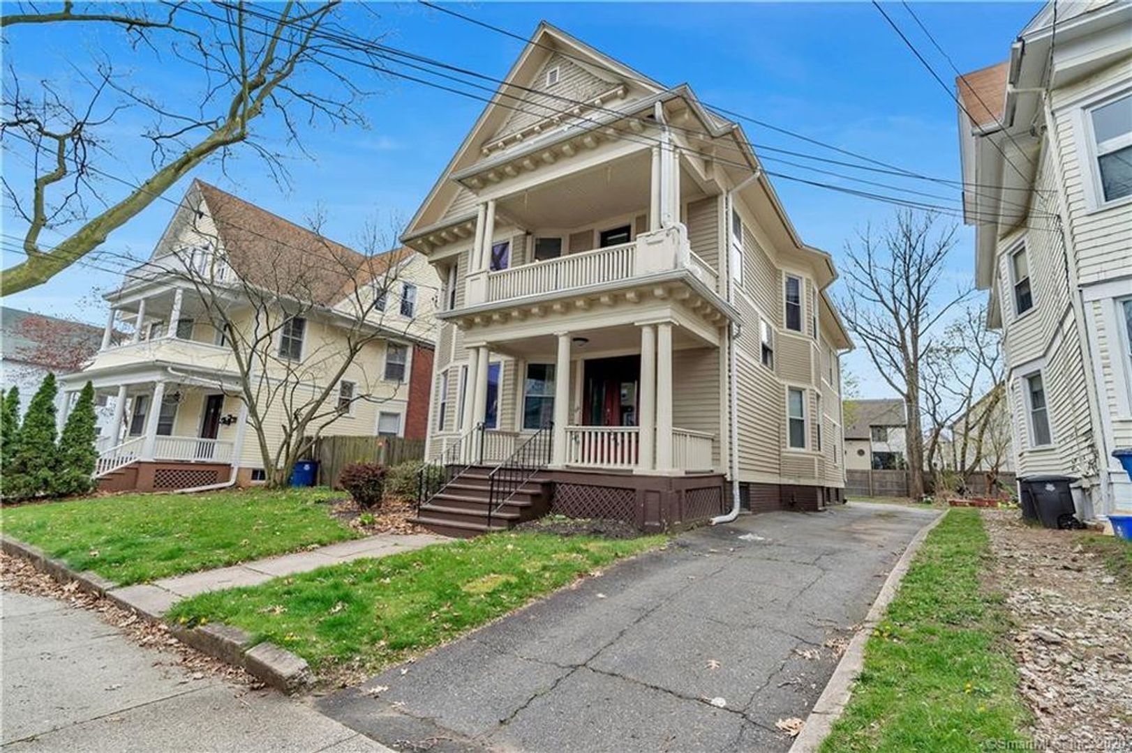 New Haven Apartment: 122-124 Mansfield St