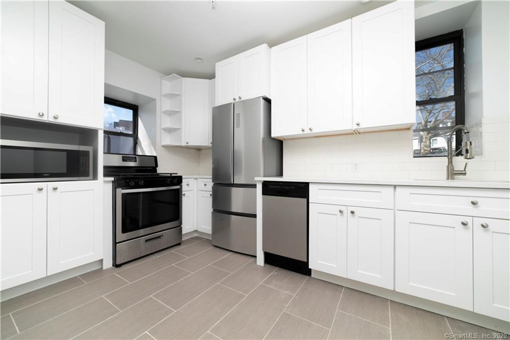 New Haven Apartment: 847 State St