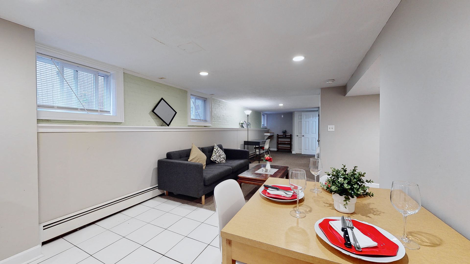 New Haven Apartment: 81 Edwards St