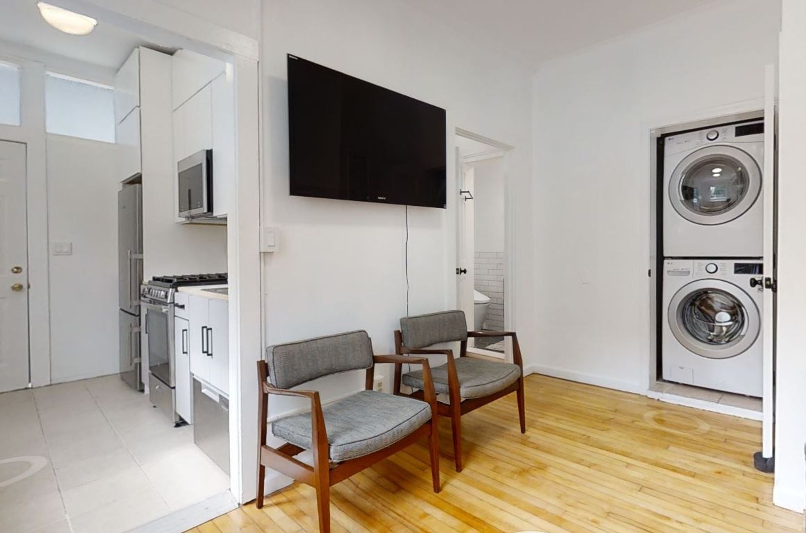 New Haven Apartment: 256 Edwards St