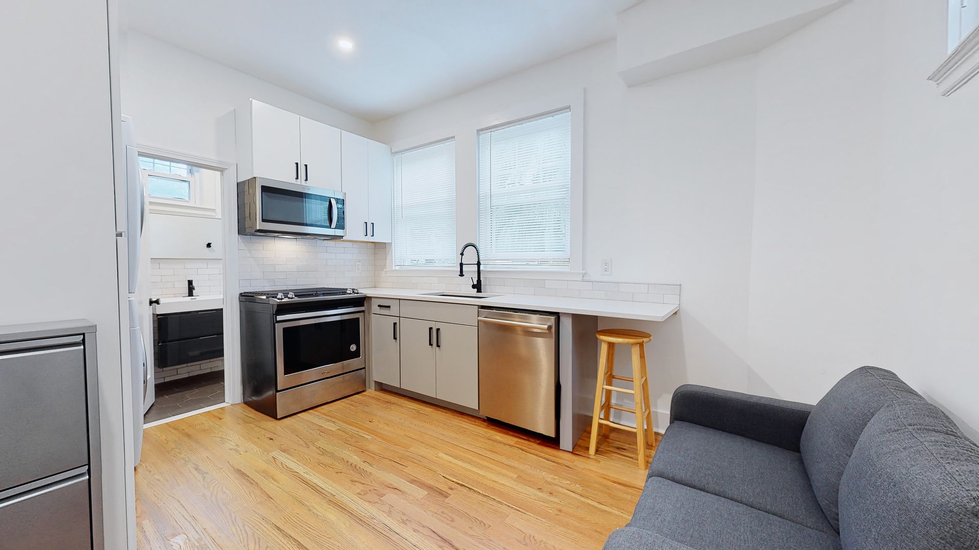 New Haven Apartment: 256 Edwards St