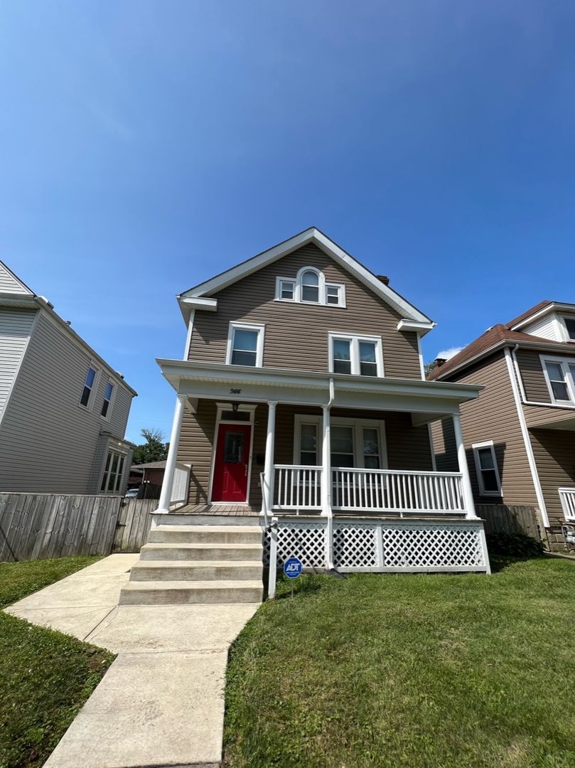 Columbus House: 366 E. 13th Avenue