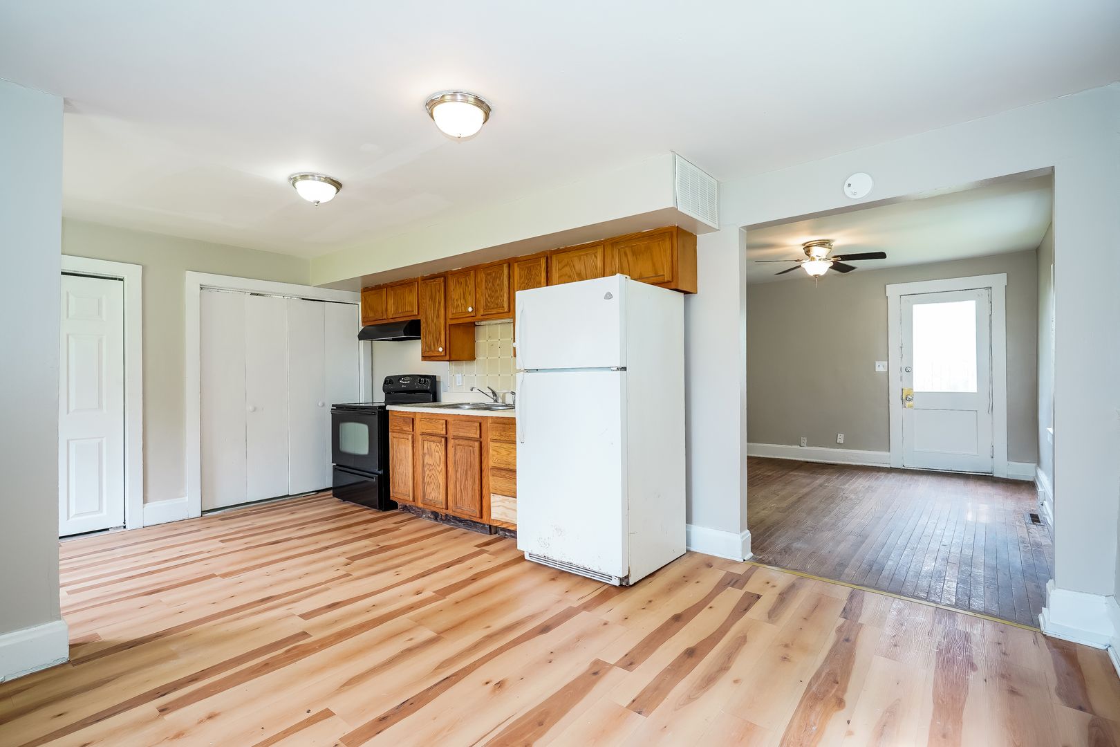London Apartment: 20 Vernon Ave.