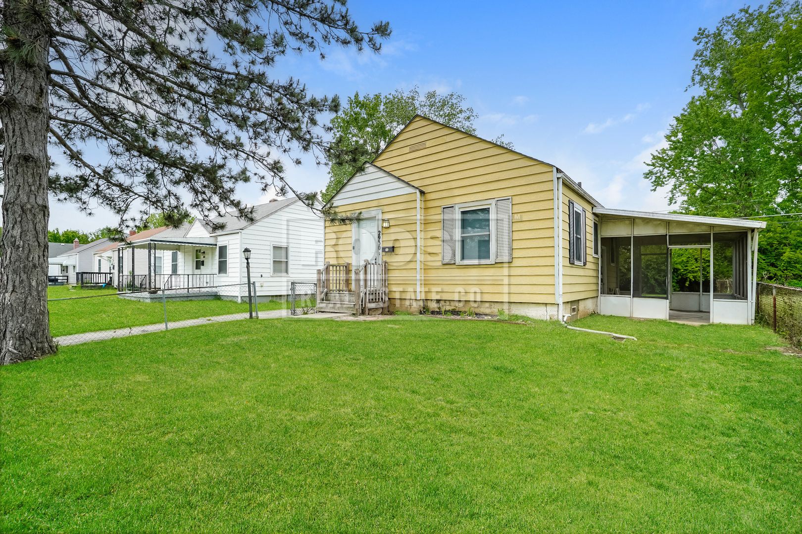 Columbus House: 2930 E 13th