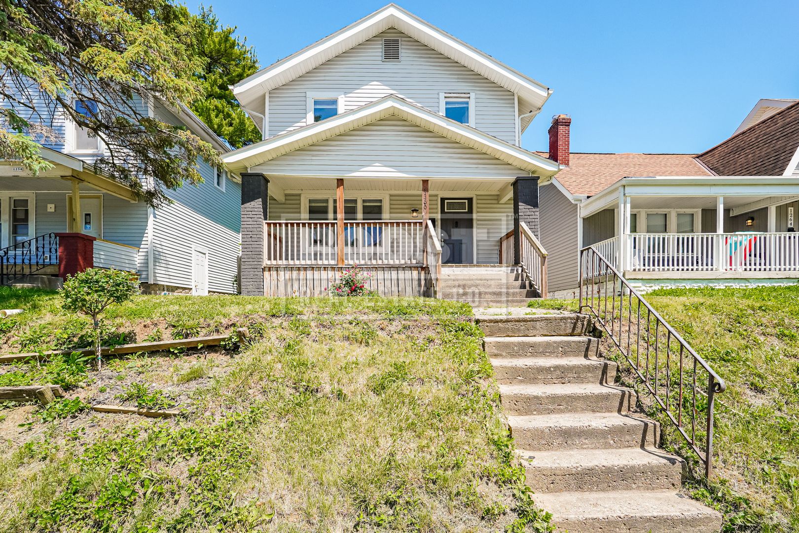 Columbus House: 1260 Champion Avenue