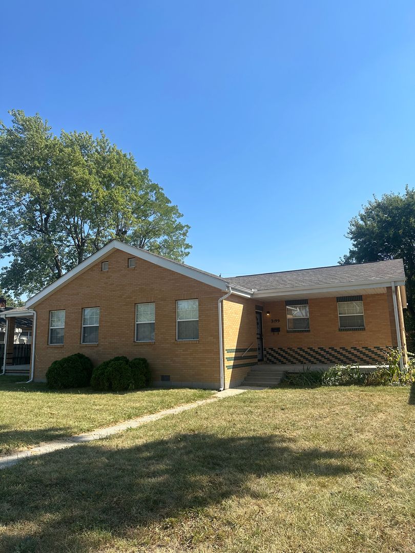 Columbus Apartment: 2197 / 2199 Amherst Ave