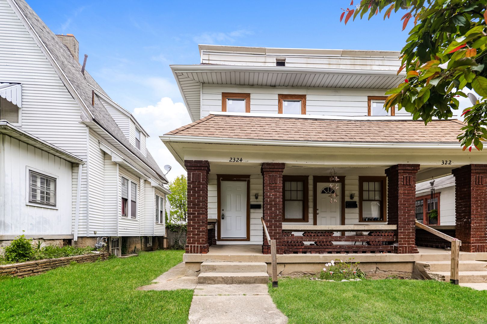 Dayton Apartment: 2322-2324 Eastview Ave