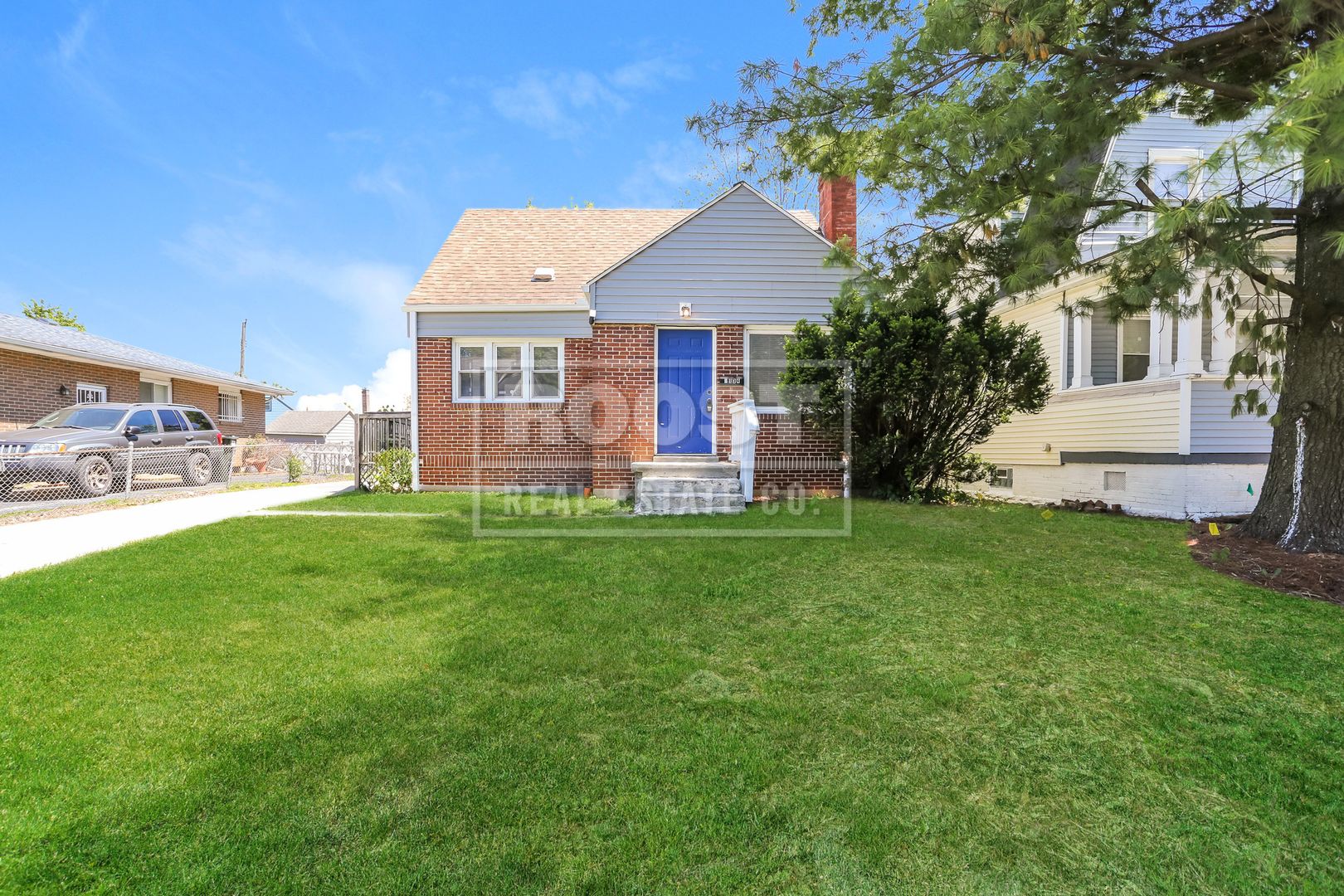 Columbus House: 1154 Miller Avenue