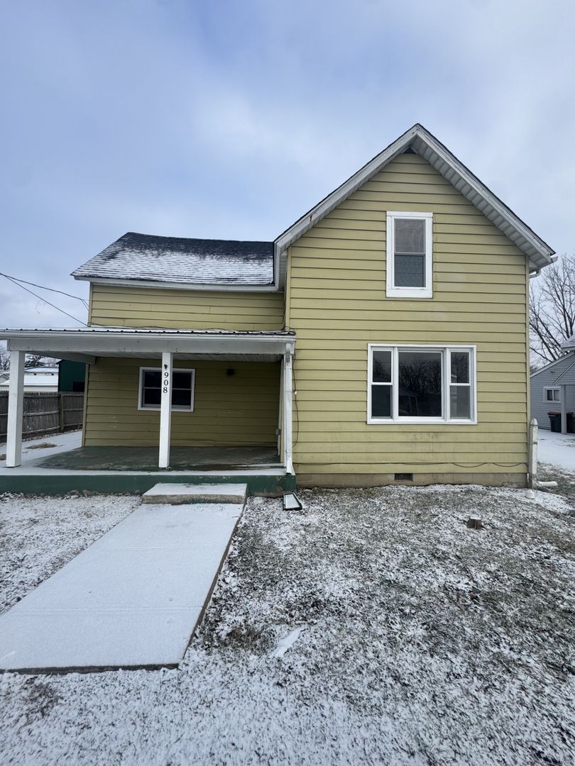 Washington Courthouse House: 908 John Street