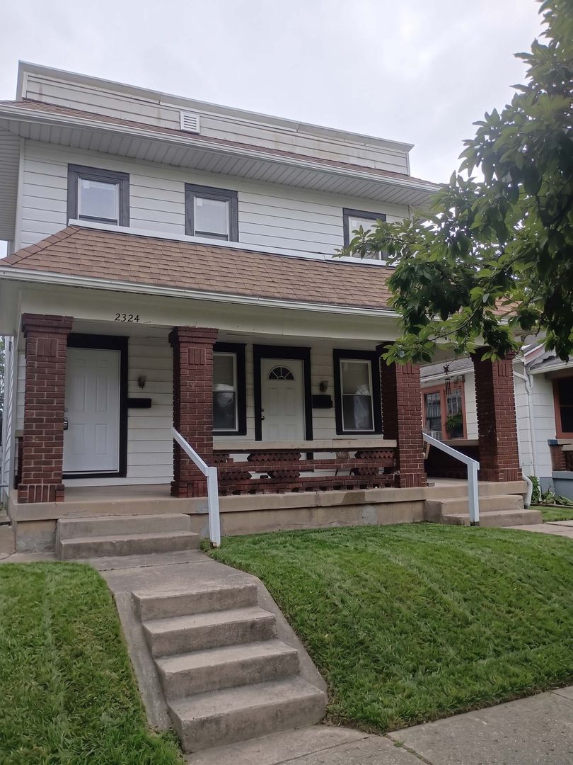 Dayton Apartment: 2322-2324 Eastview Ave