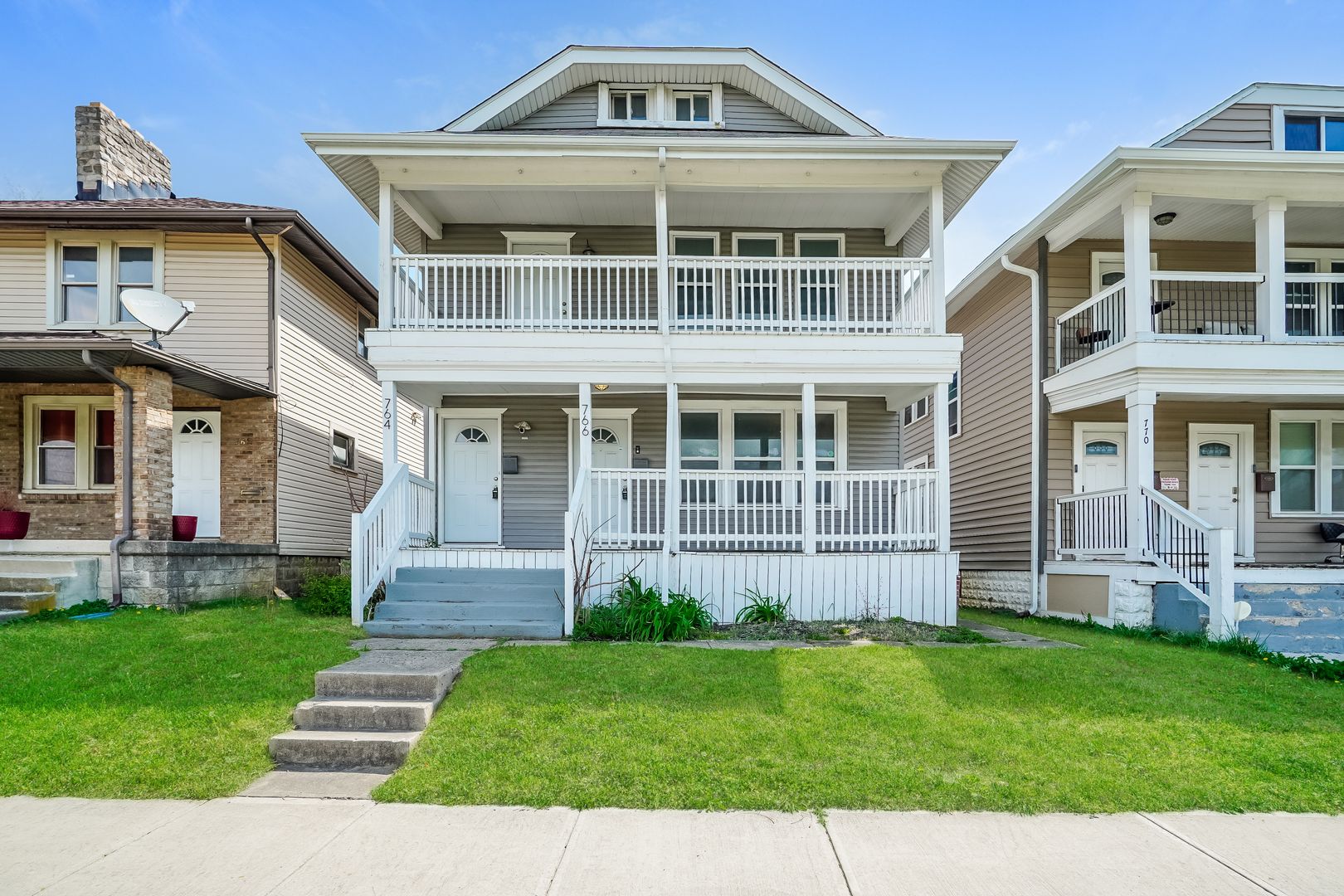 Columbus Apartment: 764-766 Kelton Ave