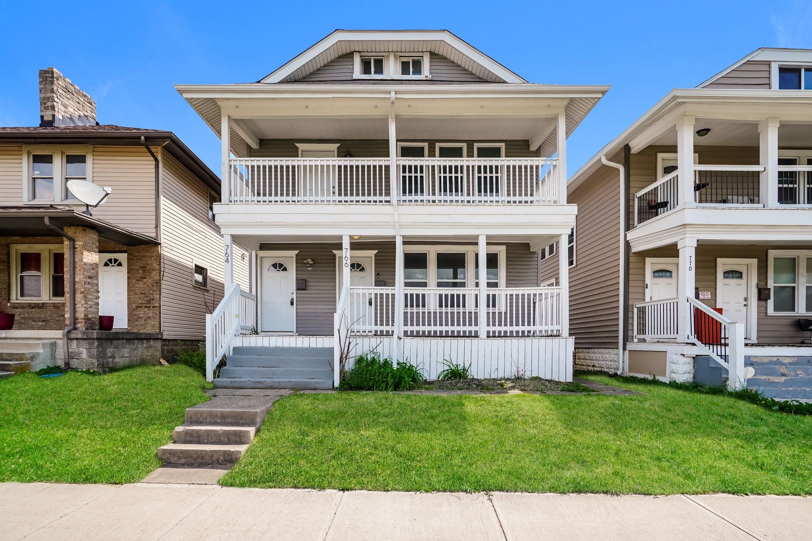 Columbus Apartment: 764-766 Kelton Ave