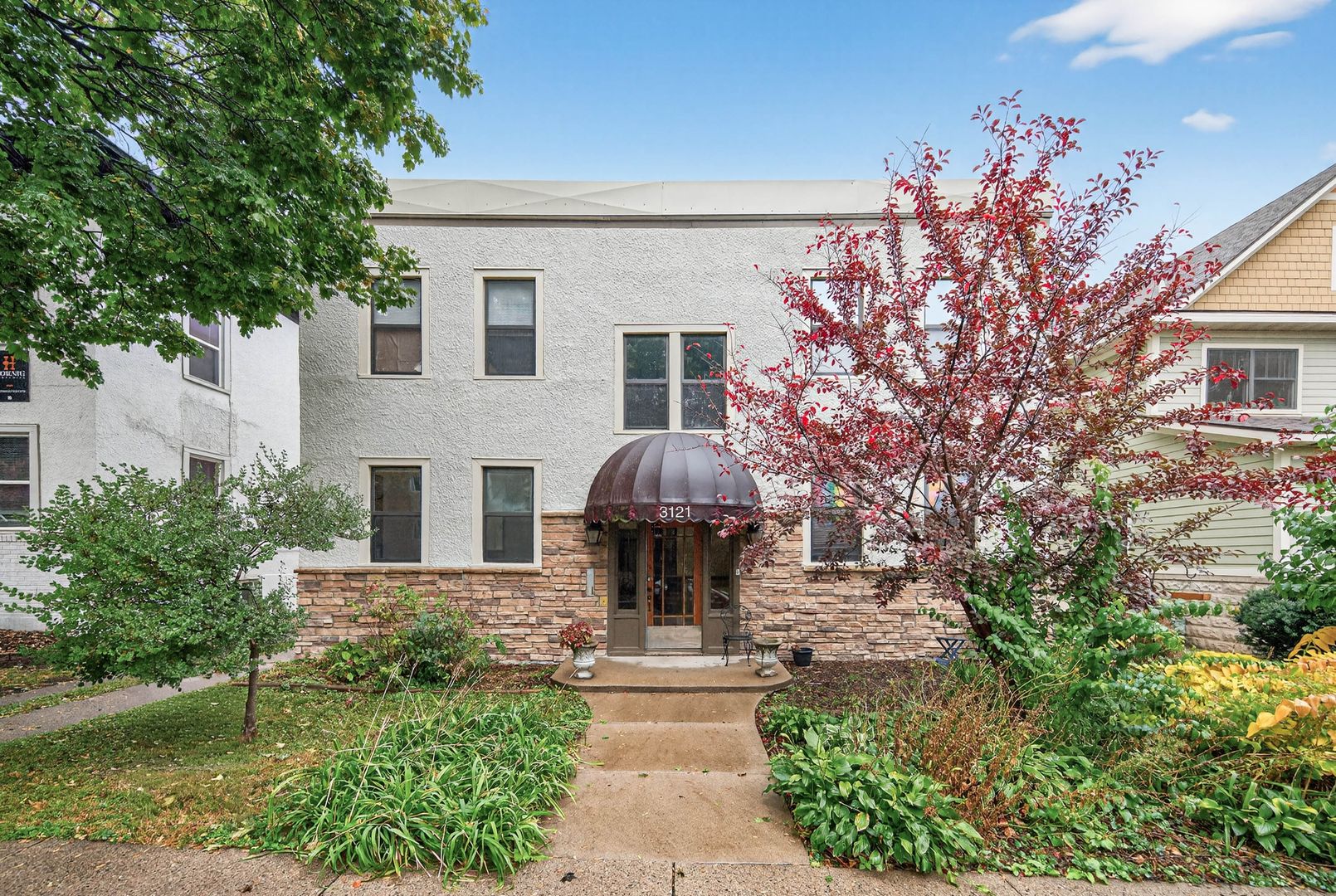 Minneapolis Apartment: 3121 Girard Ave S