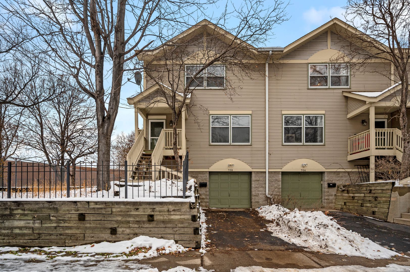 Minneapolis House: 708 19th Ave S