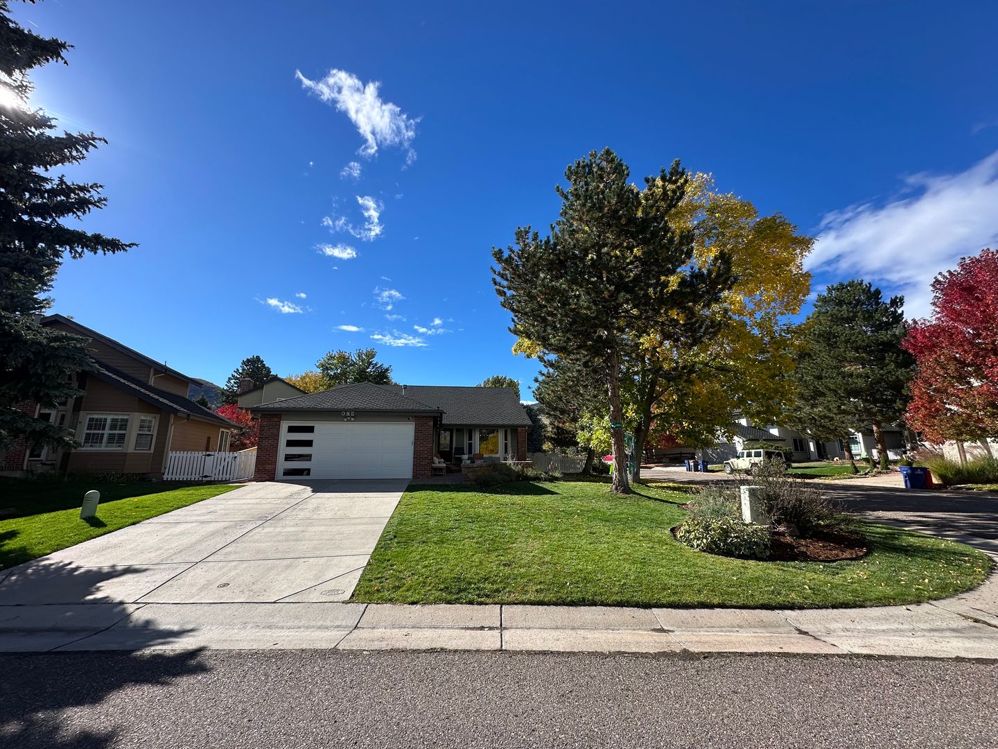 Littleton House: 1 Bellflower