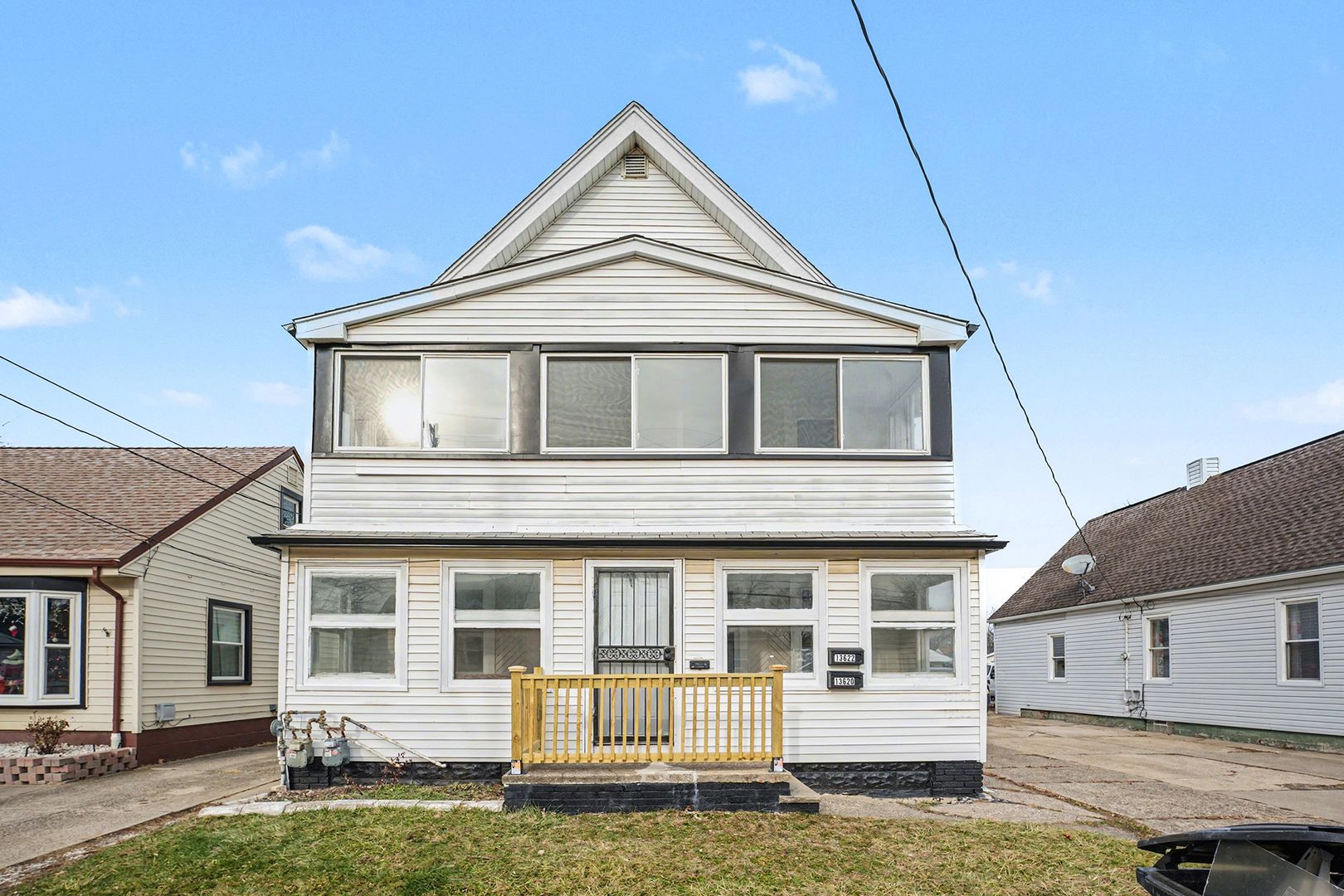 Cleveland Condo: 13622 Carrington Ave