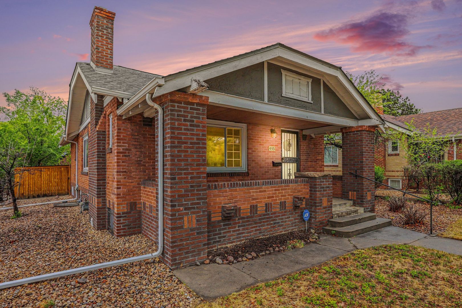 Denver House: 495 S University Blvd