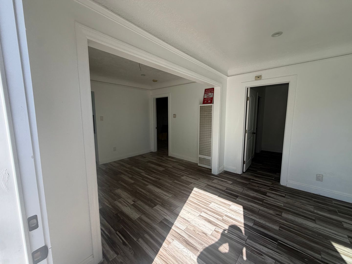 Los Angeles Apartment: 1192 N. Kingsley Dr.