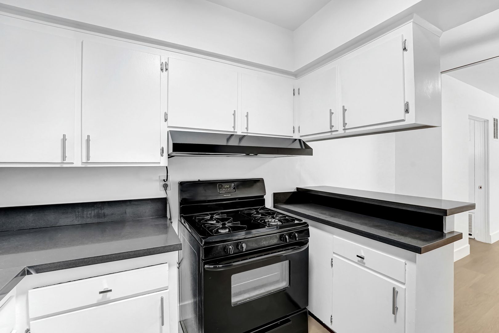 Los Angeles Apartment: 744 S. Windsor Boulevard