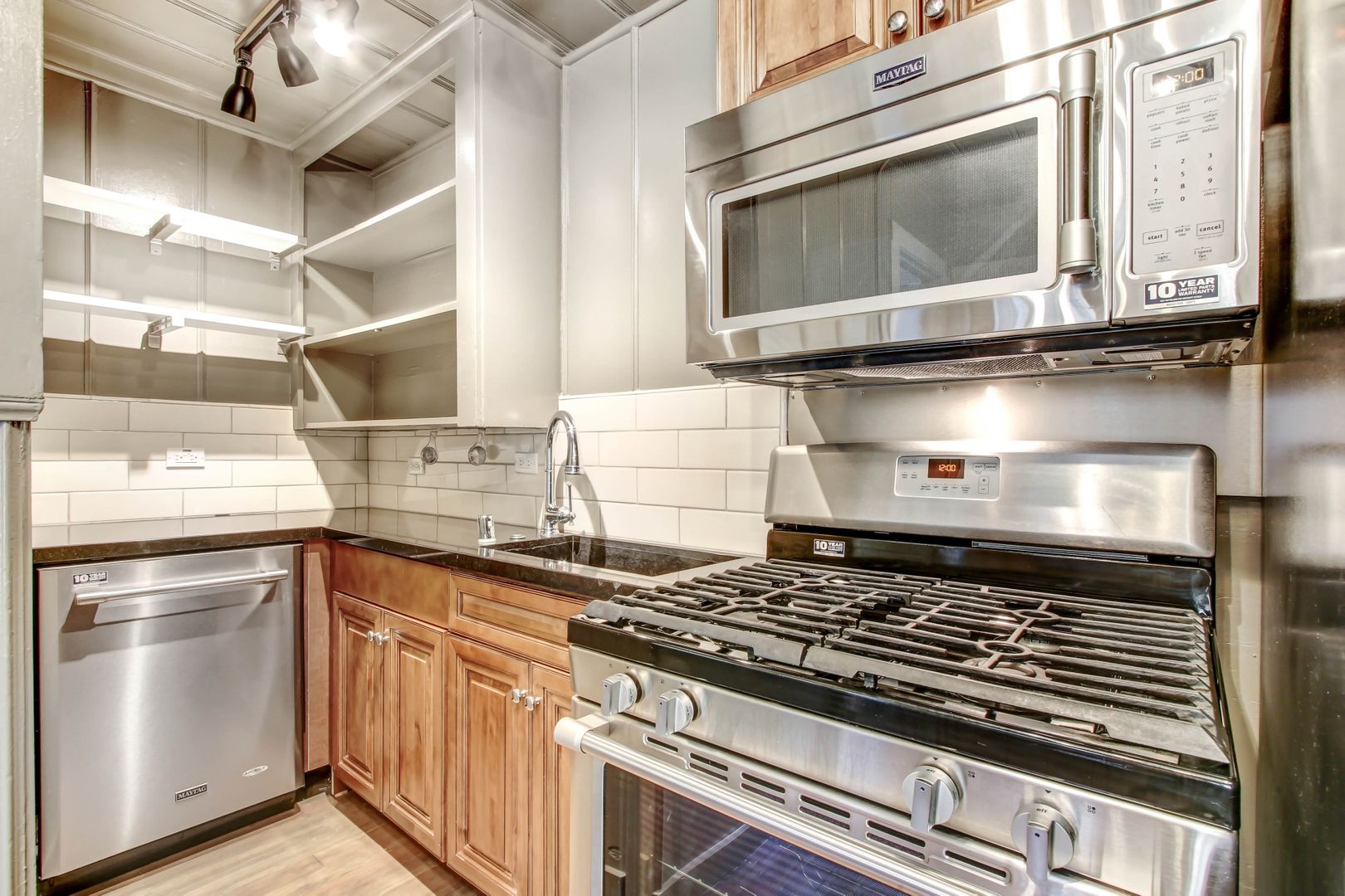 Santa Monica Apartment: 1432 Harvard Street