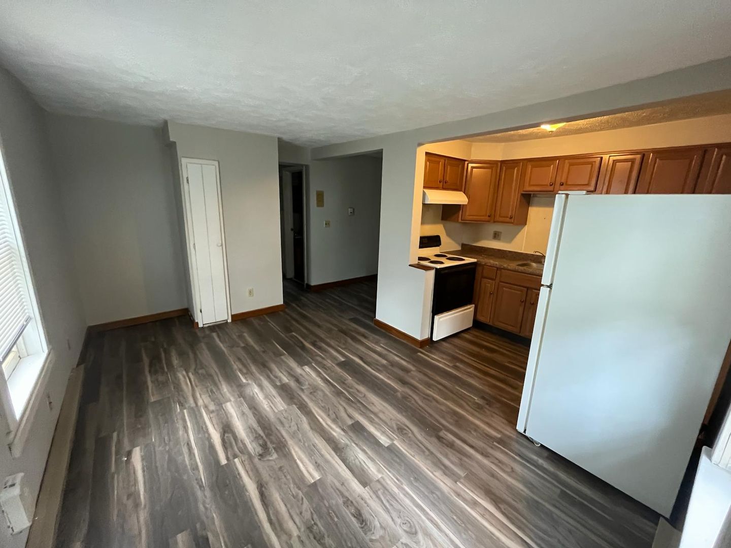 Montgomery Apartment: 42 West Houston St.