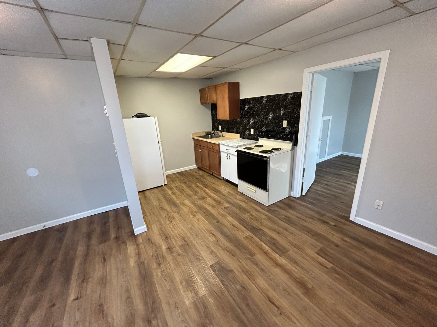 Washingtonville Apartment: 1040 3rd St