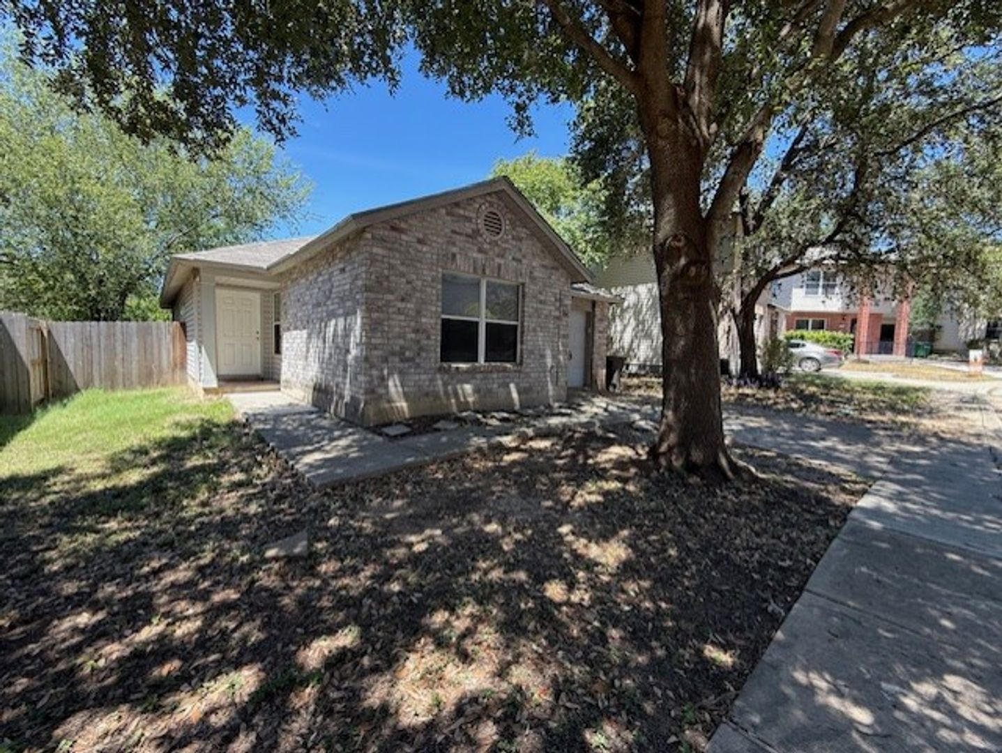 San Antonio House: 1107 Ranger Peak