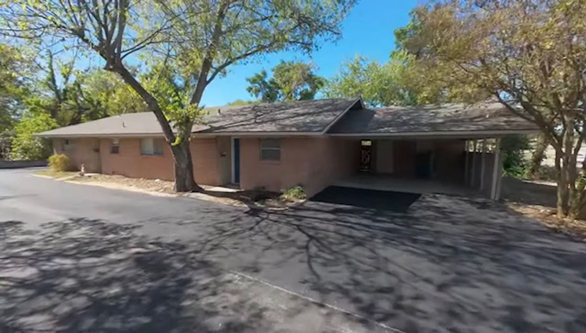 Austin Multiplex: 701  E 45th St