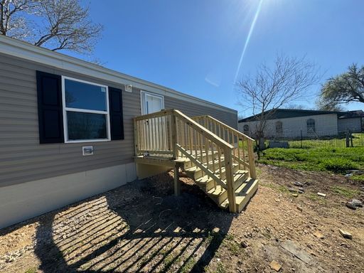 Move in June 10th 2025!! Beautiful 3 bedroom 2 bath w/Over 1/2 an acre – photo 1