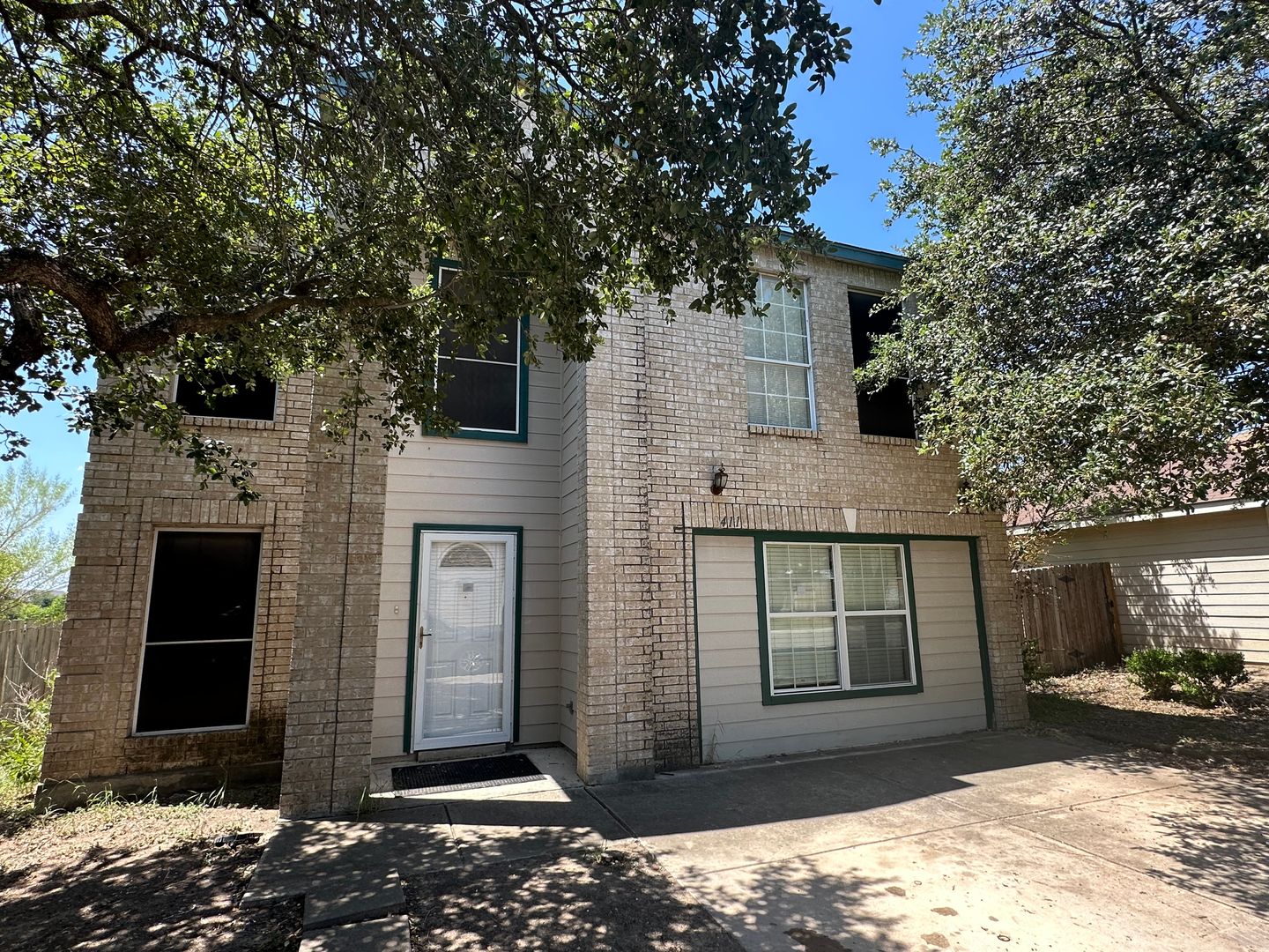 San Antonio House: 8411 Jaclyn Park