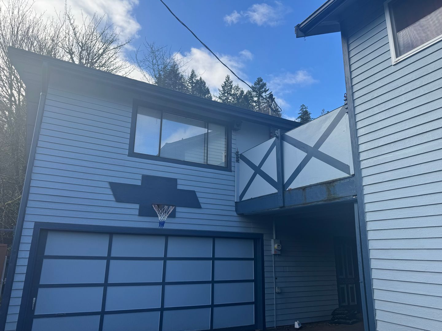 Shelton House: 215 S 11th St