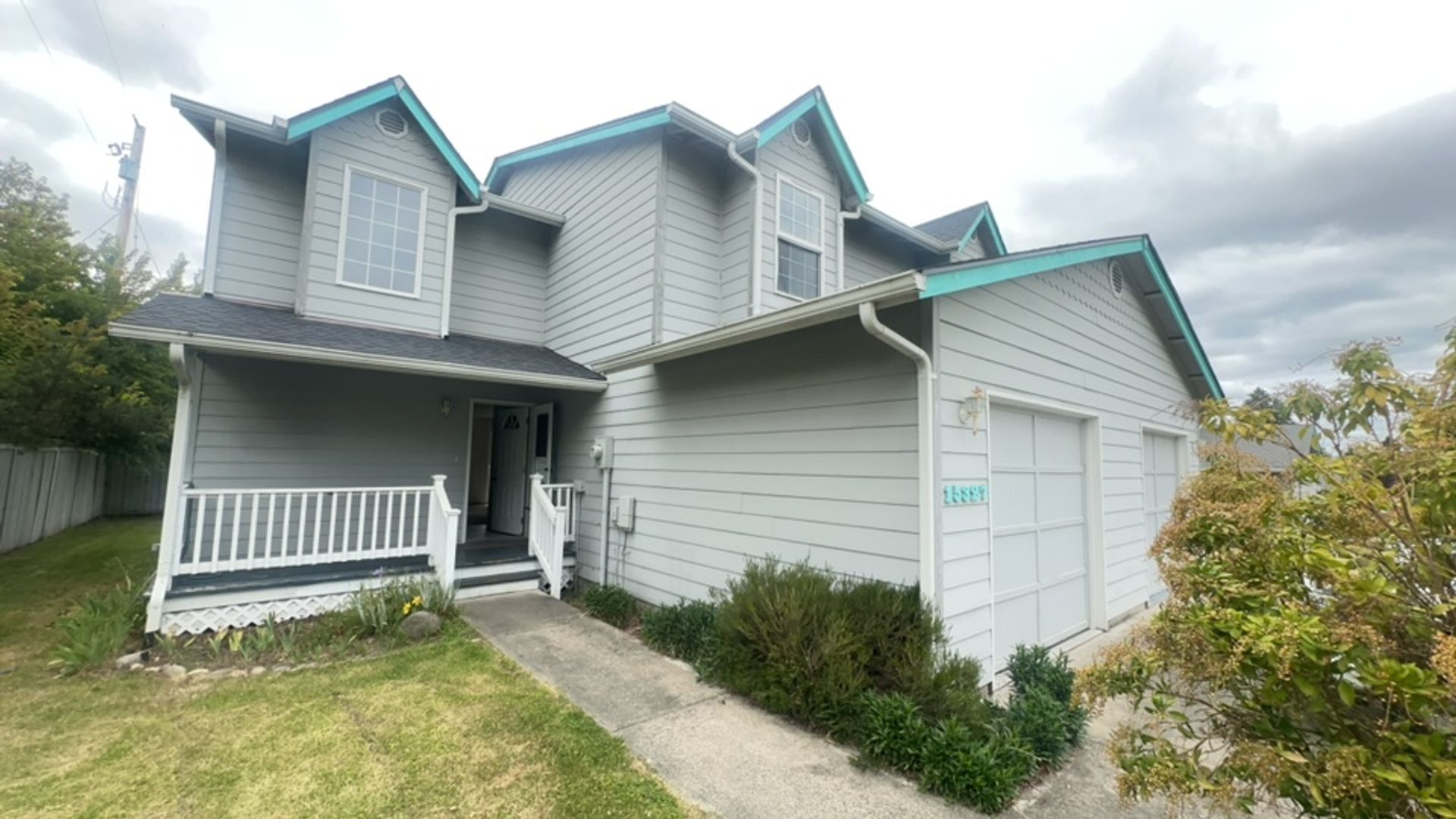 Yelm Apartment: 15325-15327 Berry Valley Rd SE