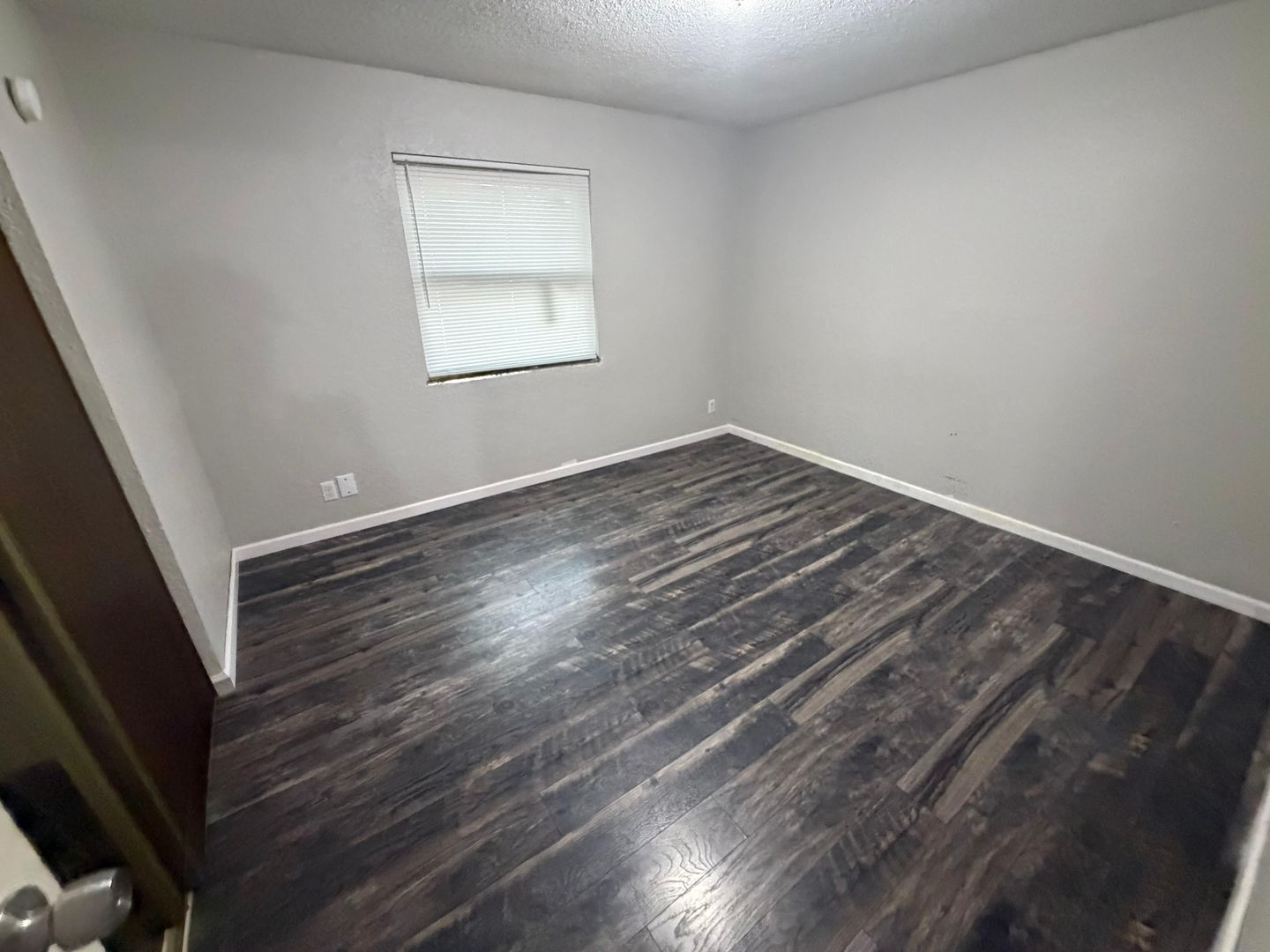 Neosho Apartment: 1451 Pineville Rd