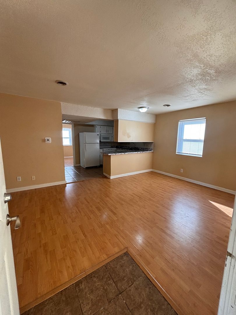 Joplin Apartment: 3516 S Rangeline Rd