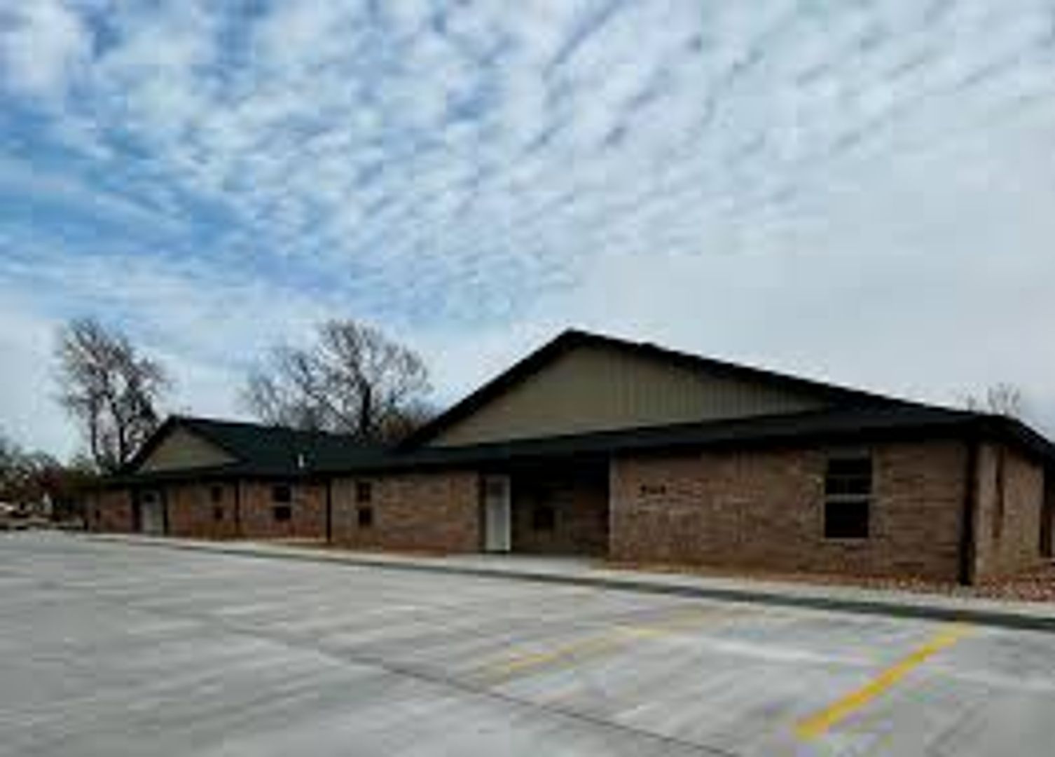 Carthage Apartment: 2901-2923 White Rock Rd