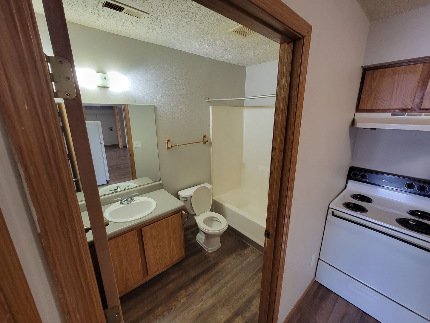 Carthage Apartment: 410 Fir Rd