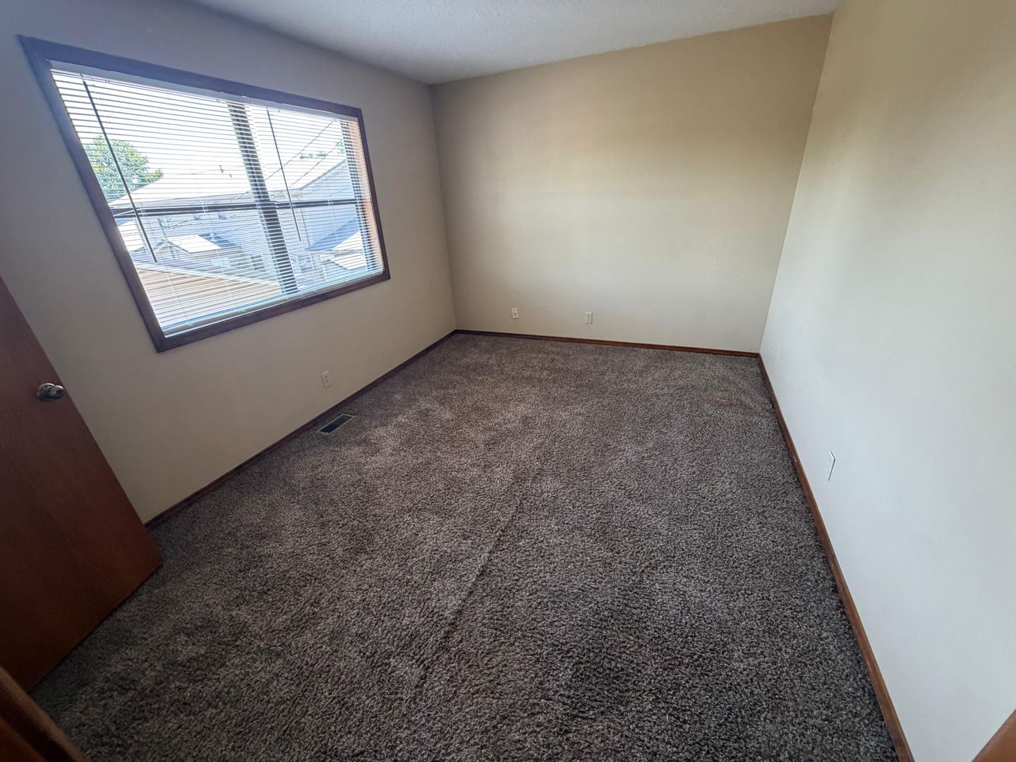 Joplin Apartment: 1717 E 33rd St