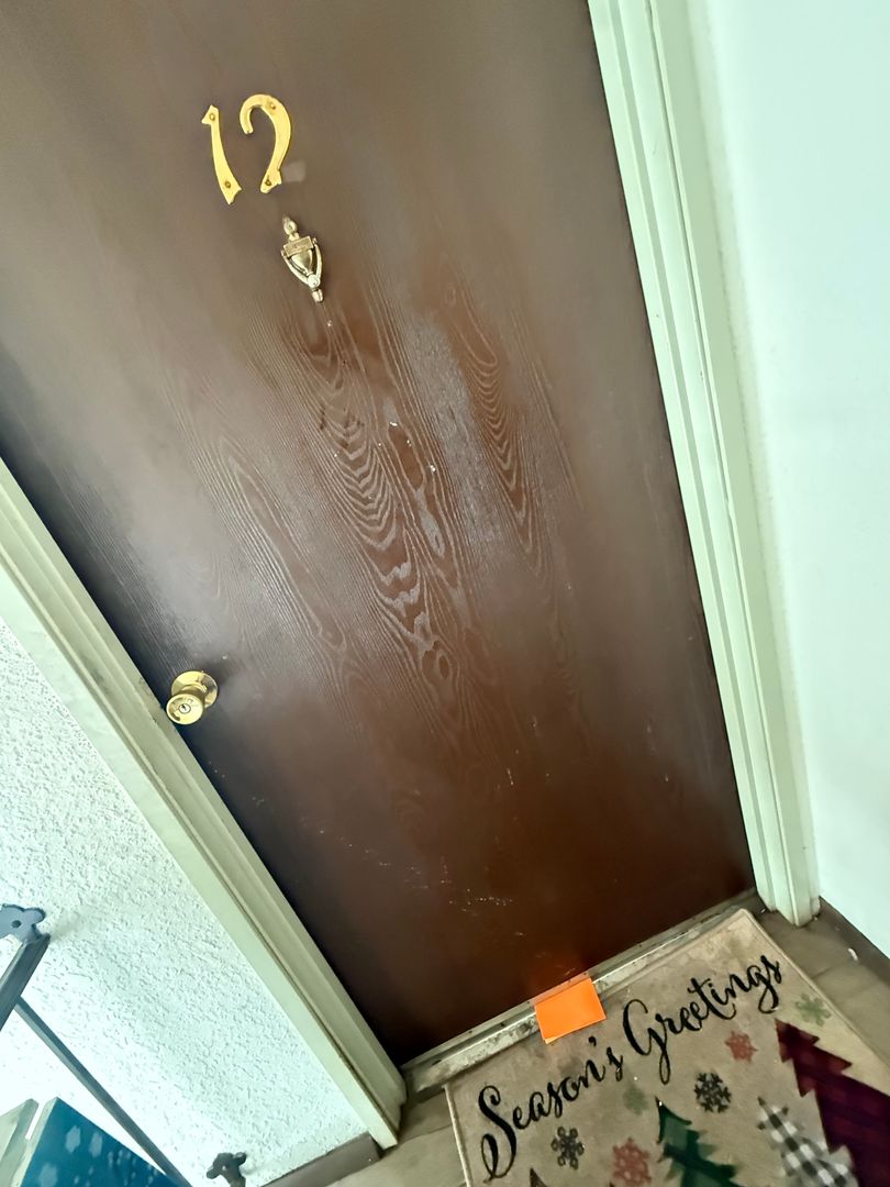 Neosho Apartment: 1451 Pineville Rd