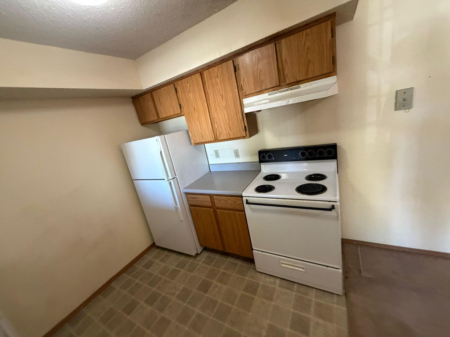 Carthage Apartment: 410 Fir Rd