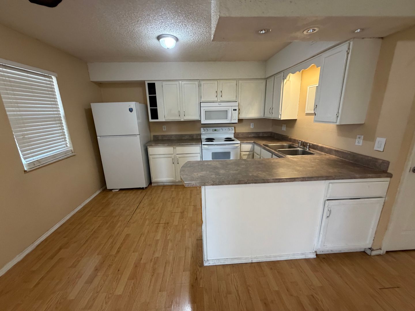 Joplin Apartment: 3516 S Rangeline Rd