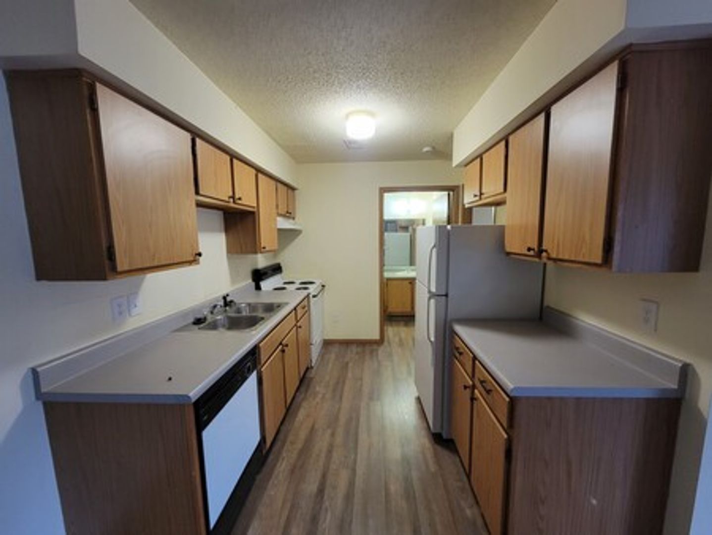 Carthage Apartment: 410 Fir Rd