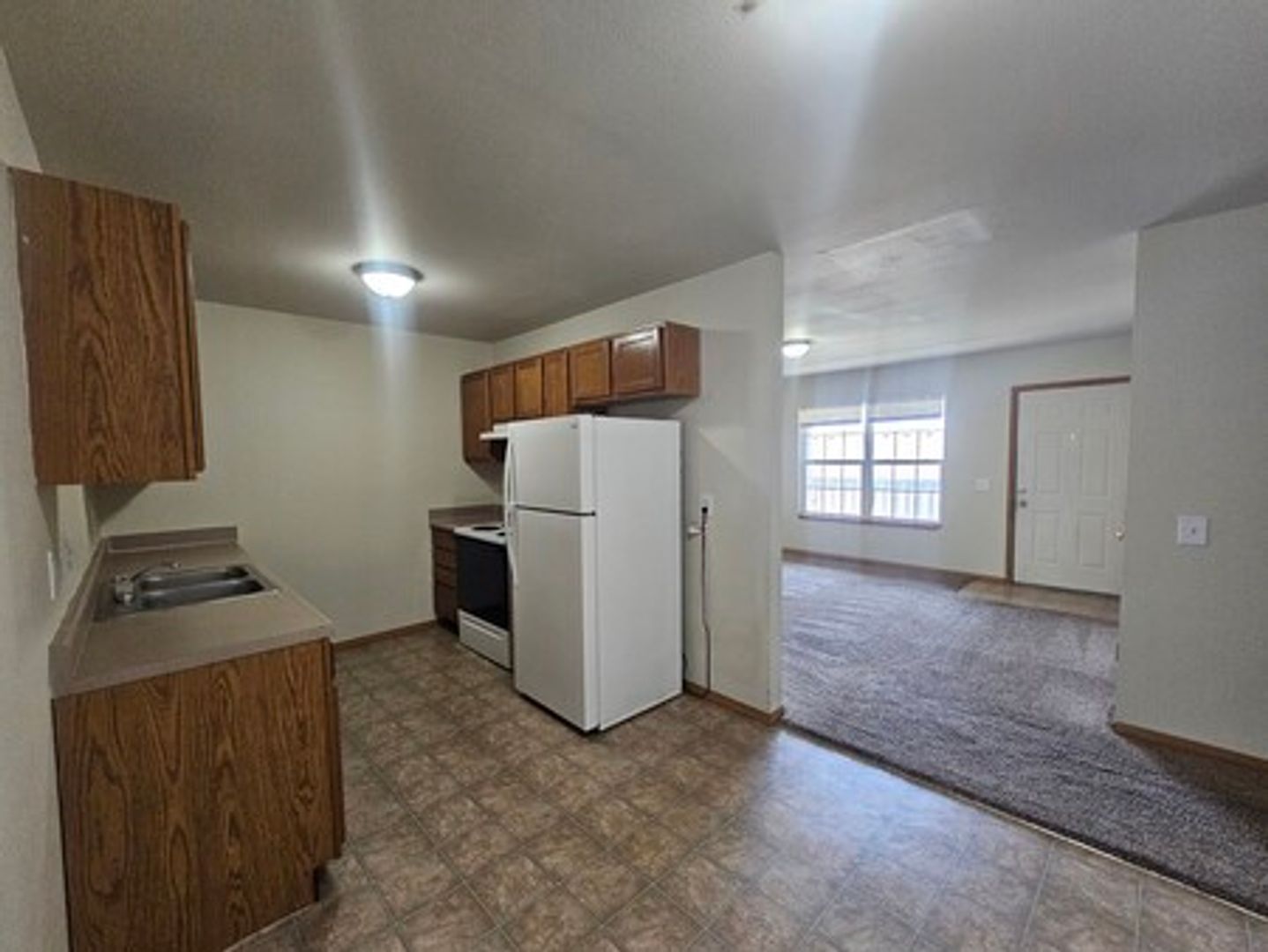 Joplin Apartment: 2640 E 34th St