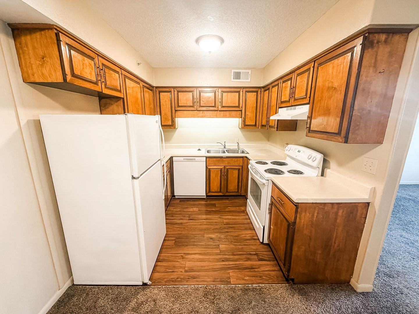 Joplin Apartment: 2301 Texas Ave