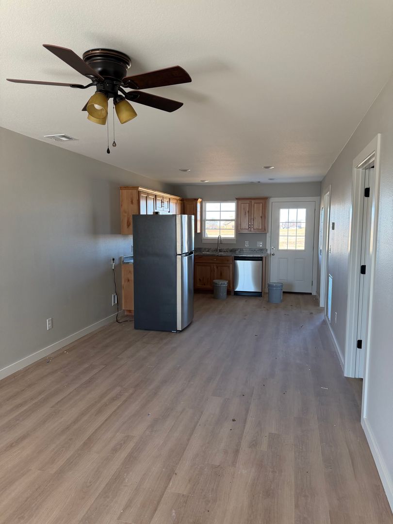 Carthage Apartment: 2901-2906 Sandstone Road