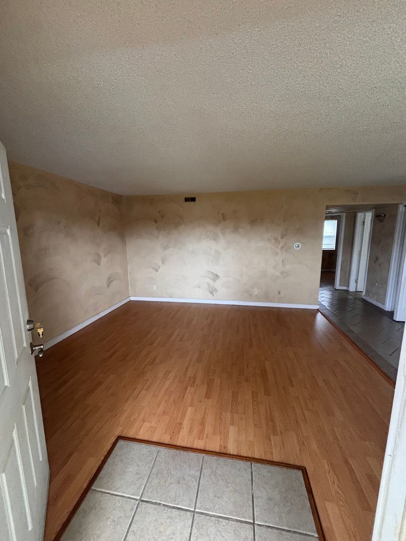 Joplin Apartment: 3516 S Rangeline Rd